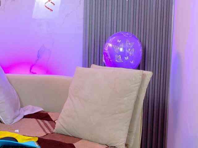 KIARATENTATION webcam