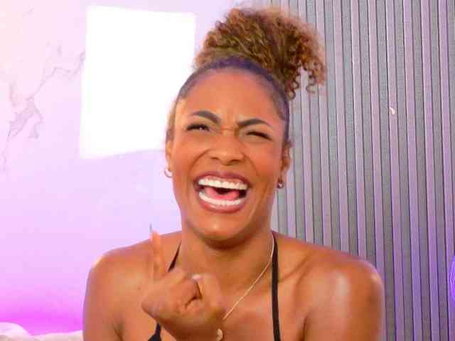 KIARATENTATION webcam