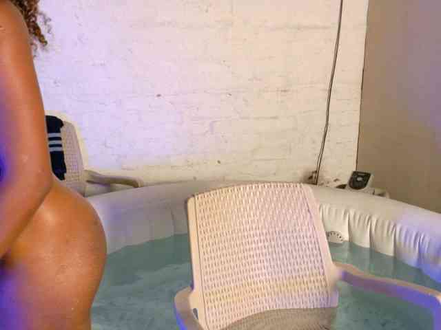 KIARATENTATION webcam