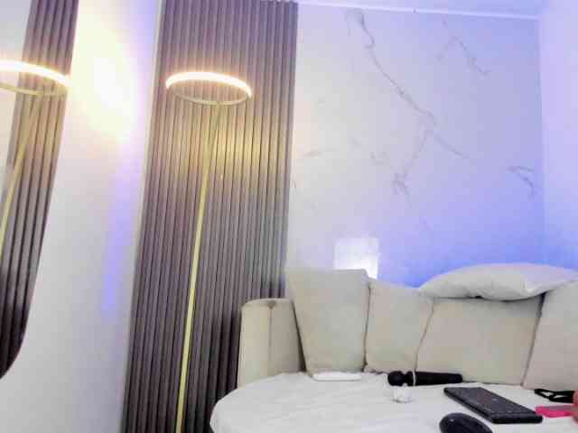 KIARATENTATION webcam