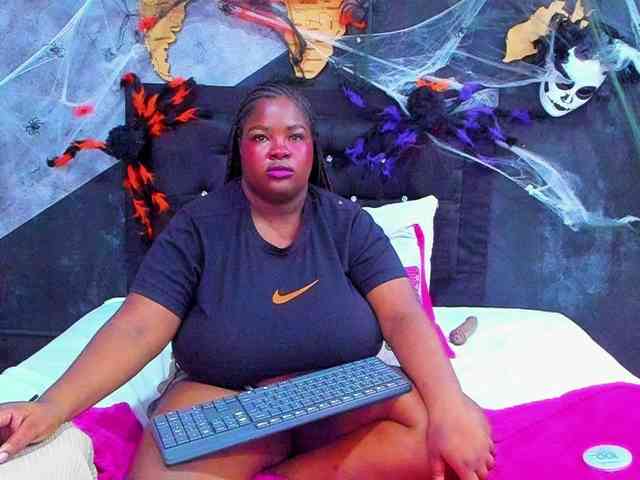 Mariam--rossi webcam