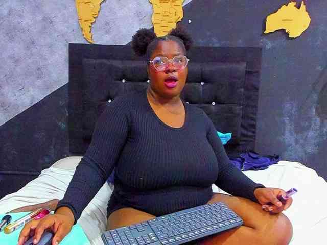 Mariam--rossi webcam