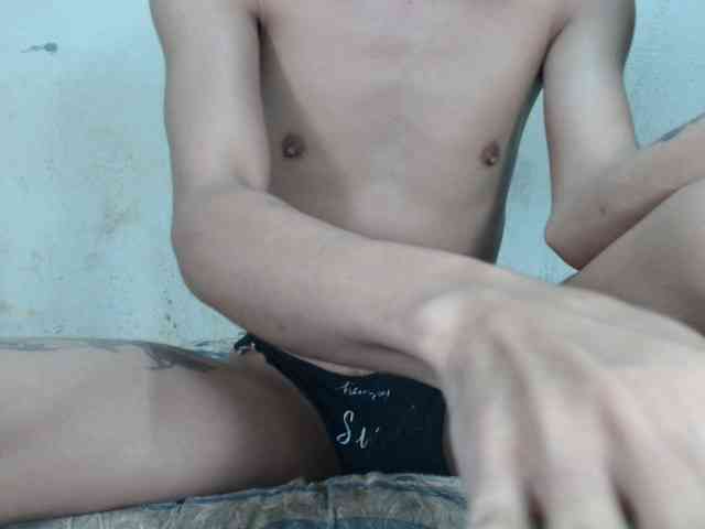 TsAmanda Live Webcam on {site_name}