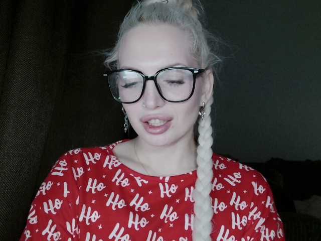 SpaceMarsi's BongaCams show and profile