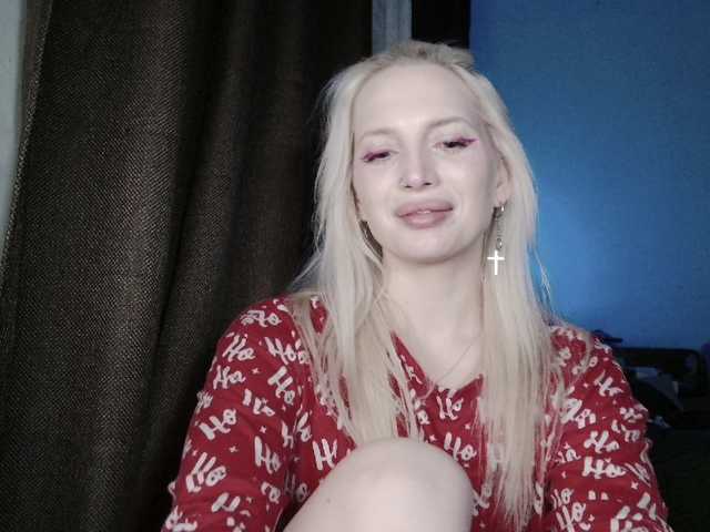 SpaceMarsi's BongaCams show and profile