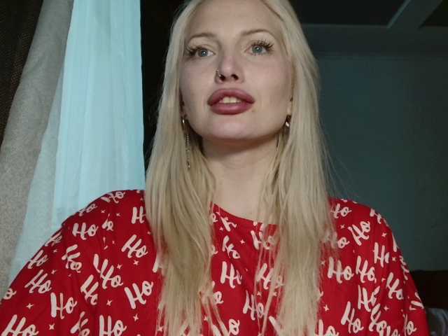 SpaceMarsi's BongaCams show and profile