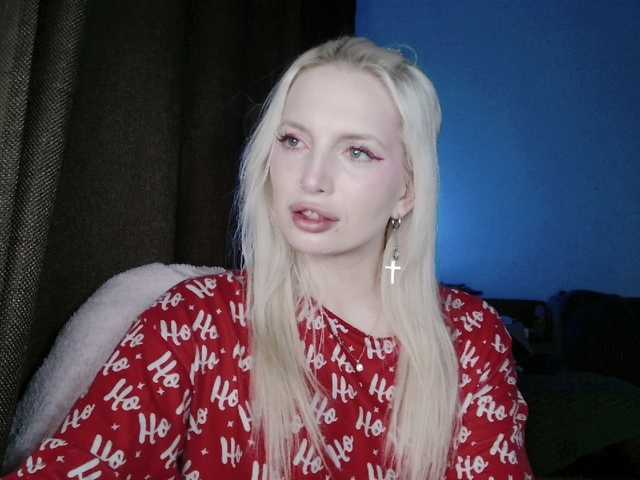 SpaceMarsi's BongaCams show and profile