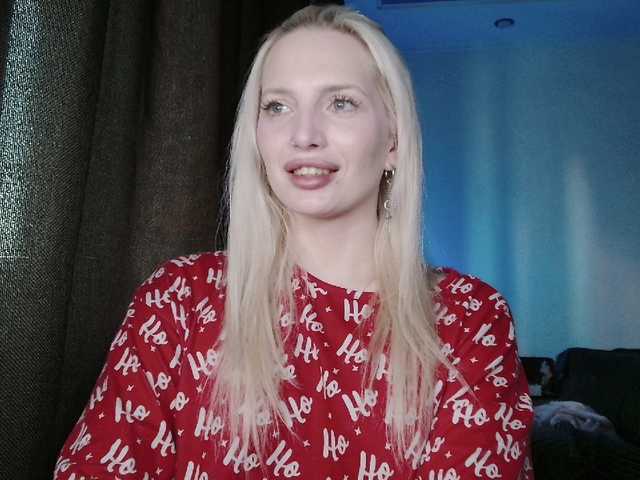 SpaceMarsi's BongaCams show and profile