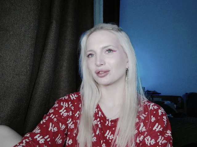 SpaceMarsi's BongaCams show and profile
