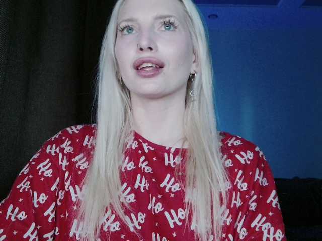 SpaceMarsi's BongaCams show and profile