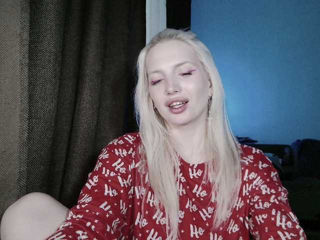 SpaceMarsi's BongaCams show and profile