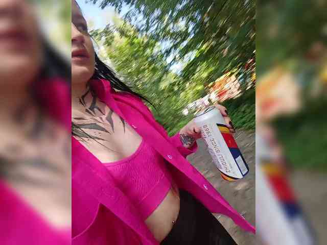 relaaaaxxx webcam
