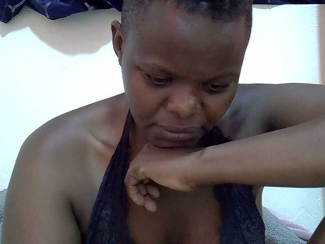 Cuttey30 webcam bongacams model stream image