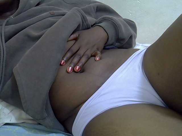 Cuttey30's BongaCams show and profile