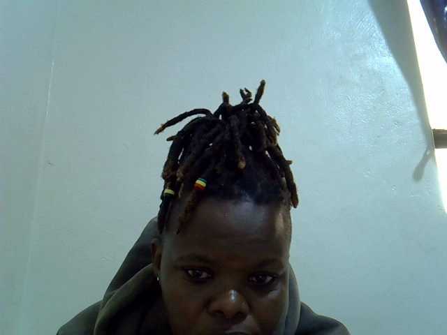 Cuttey30's BongaCams show and profile