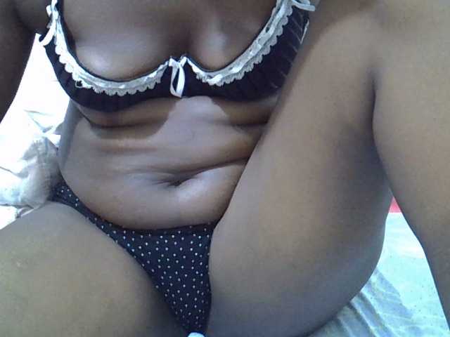 Cuttey30's BongaCams show and profile