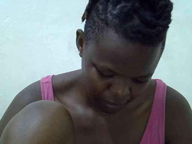 Cuttey30 Live Webcam on BongaCams