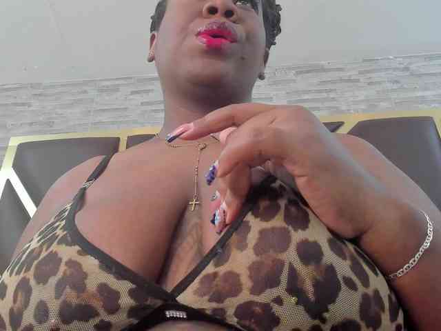 JaniceNaughty webcam