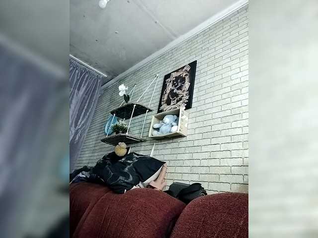 Lina-a-13's BongaCams show and profile