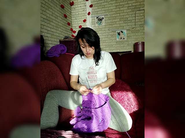 Lina-a-13's BongaCams show and profile