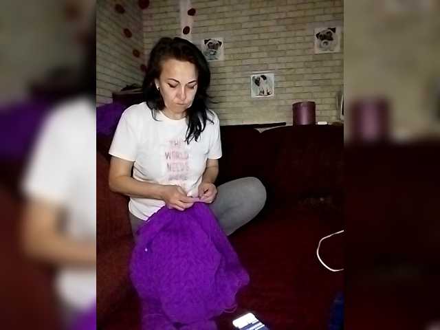 Lina-a-13's BongaCams show and profile