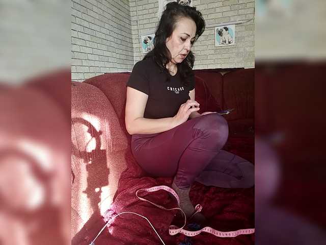 Lina-a-13's BongaCams show and profile