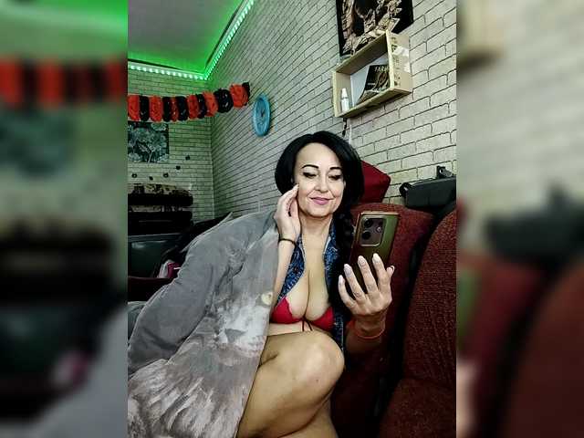 Explore 38 years old Lina-a-13 from BongaCams Lina-a-13 from BongaCams