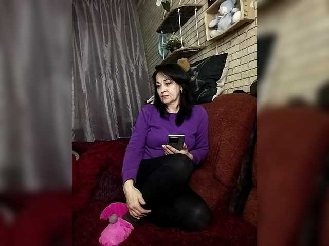 Lina-a-13's BongaCams show and profile