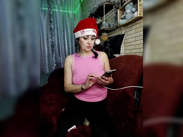 Lina-a-13's BongaCams show and profile