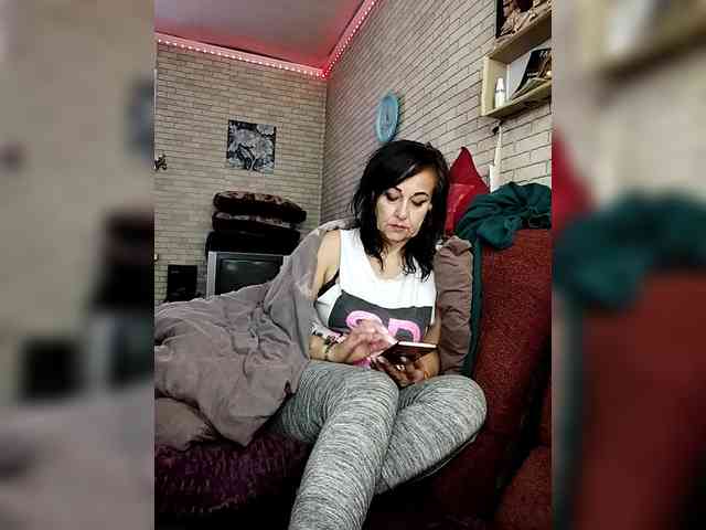 Lina-a-13 webcam