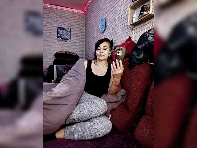 Lina-a-13 webcam