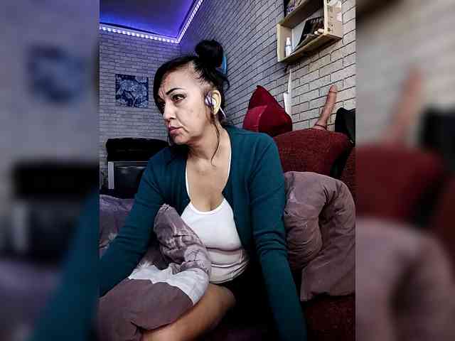 Lina-a-13 webcam