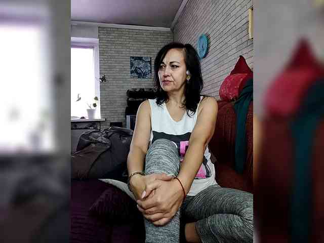 Lina-a-13 webcam