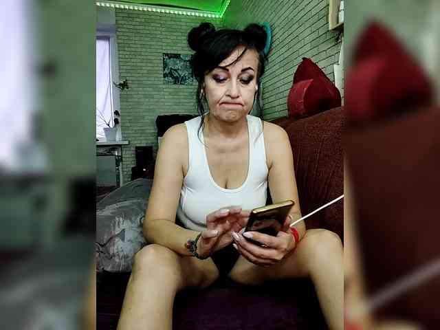 Lina-a-13 webcam