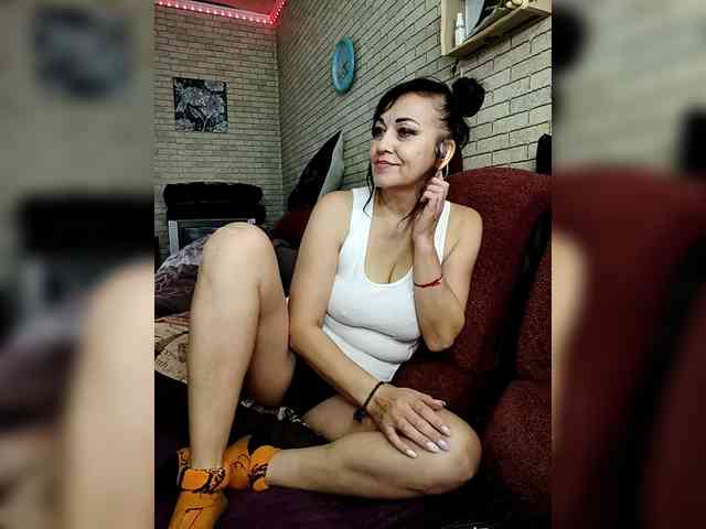 Lina-a-13 webcam