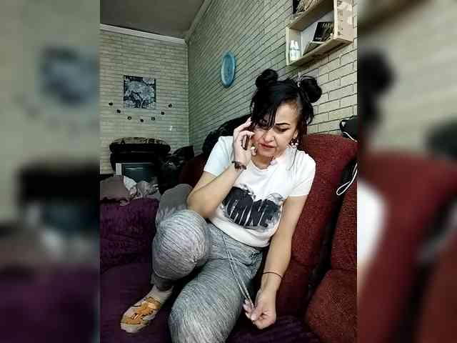 free chat cam Lina-a-13