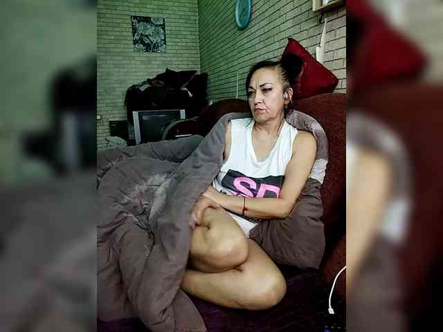Lina-a-13 webcam