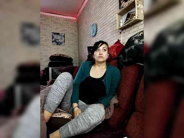 Lina-a-13 webcam