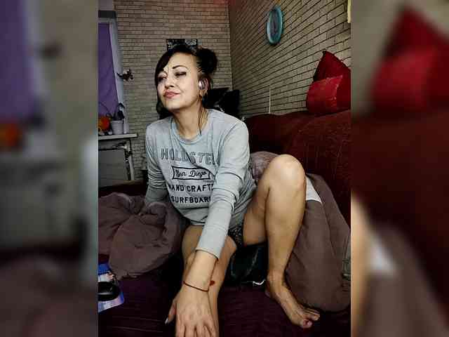 Lina-a-13 webcam