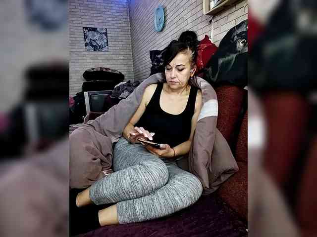 Lina-a-13 webcam