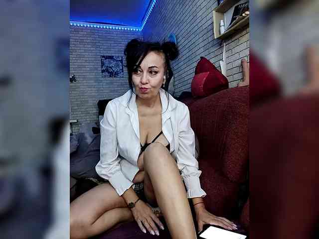Lina-a-13 webcam