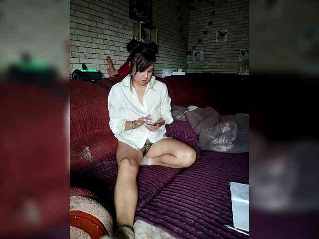 Lina-a-13 webcam