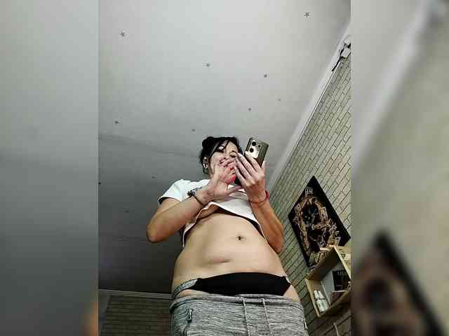 live amateur webcam Lina-a-13