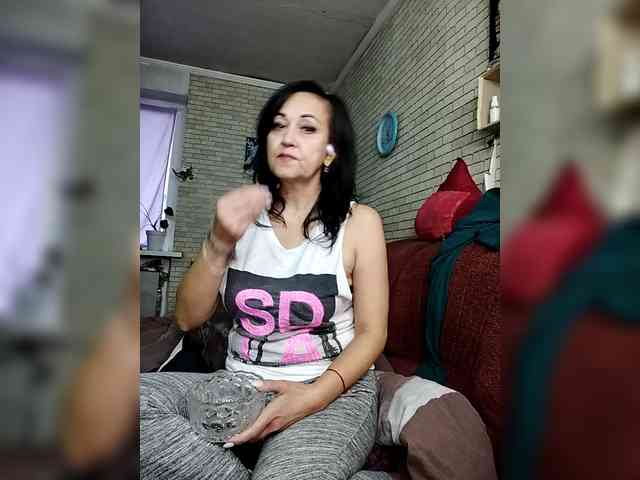 Lina-a-13 webcam