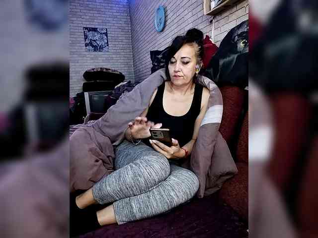 Lina-a-13 webcam