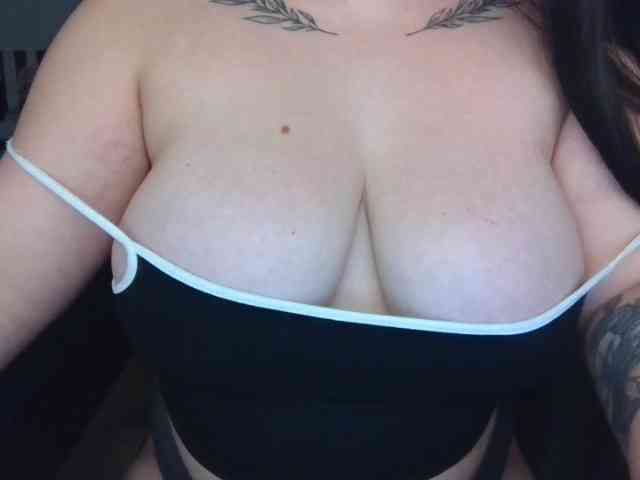 Your_Girl webcam
