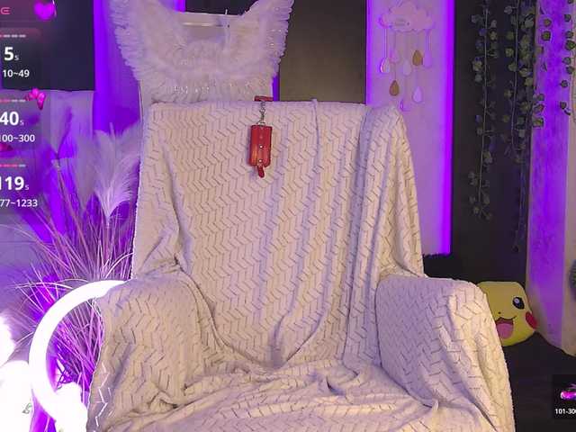 IsisQueenXXX's BongaCams show and profile