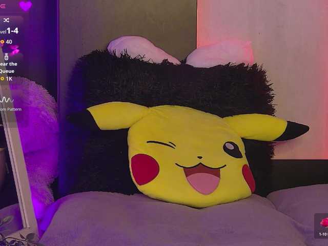 IsisQueenXXX's BongaCams show and profile