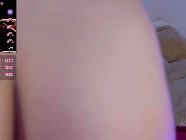 IsisQueenXXX webcam