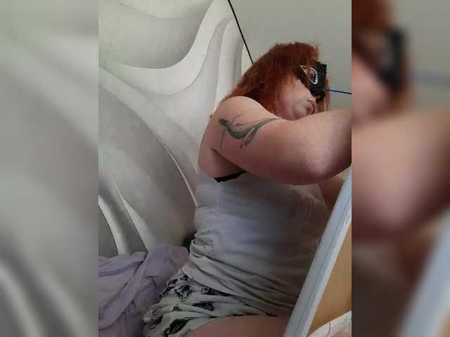 Samochka-25ANDSamec-32's BongaCams show and profile